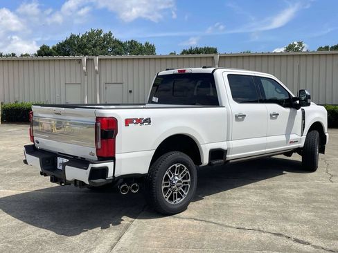 New 2026 Ford F250 Platinum w/ Platinum Plus Package AWD/4WD image 3