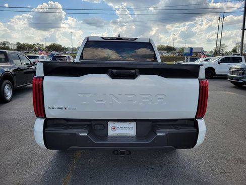 Used 2023 Toyota Tundra SR5 w/ SR5 Convenience Package AWD/4WD image 5
