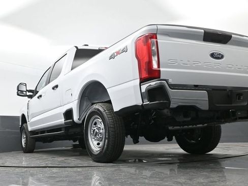 Used 2024 Ford F250 XL w/ Snow Plow Prep Package AWD/4WD image 18