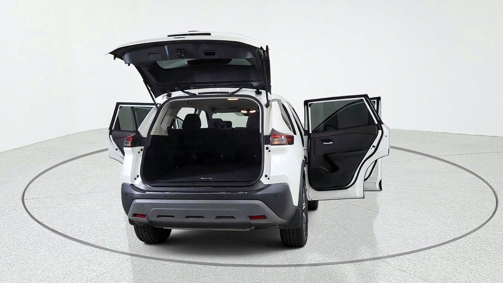 Certified 2023 Nissan Rogue SV FWD image 13
