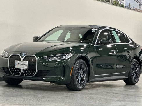 Used 2023 BMW i4 eDrive35 w/ Premium Package RWD image 8