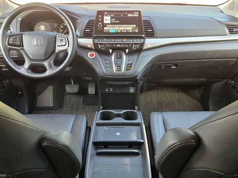 Certified 2025 Honda Odyssey EX-L image 15