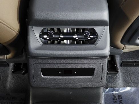 Used 2025 Audi Q6 e-tron Premium w/ 20" Wheel Package image 24