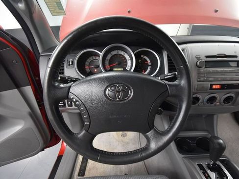 Used 2011 Toyota Tacoma 4x4 Double Cab image 22