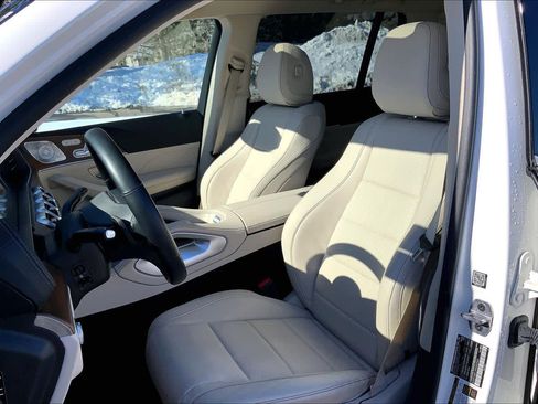 Used 2023 Mercedes-Benz GLS 450 GLS 450 image 9