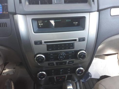 Used 2010 Ford Fusion Hybrid FWD image 39