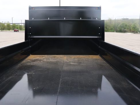 New 2024 Isuzu NPR image 21