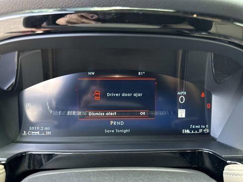 Certified 2025 Lincoln Corsair Reserve FWD image 27