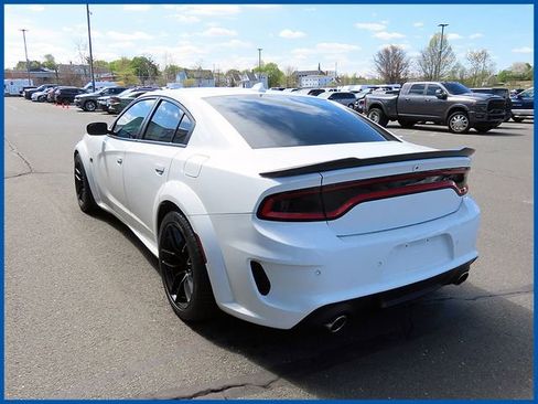 Used 2020 Dodge Charger Scat Pack RWD image 5