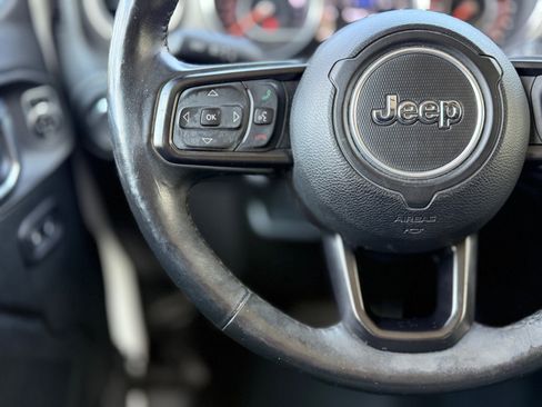 Used 2018 Jeep Wrangler Unlimited Sport S AWD/4WD image 26