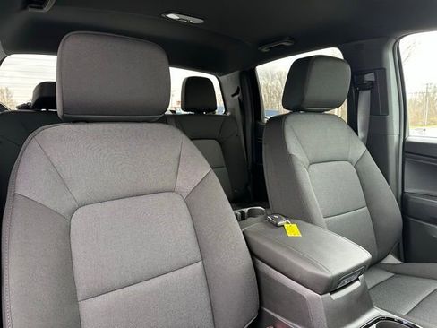 New 2026 Chevrolet Colorado W/T w/ WT Custom Package AWD/4WD image 7