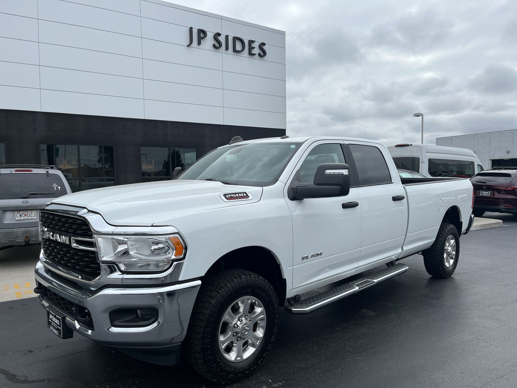 Used 2024 RAM 2500 Big Horn AWD/4WD image 1