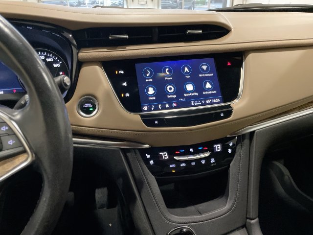 Used 2022 Cadillac XT5 Premium Luxury w/ Platinum Package AWD/4WD image 17