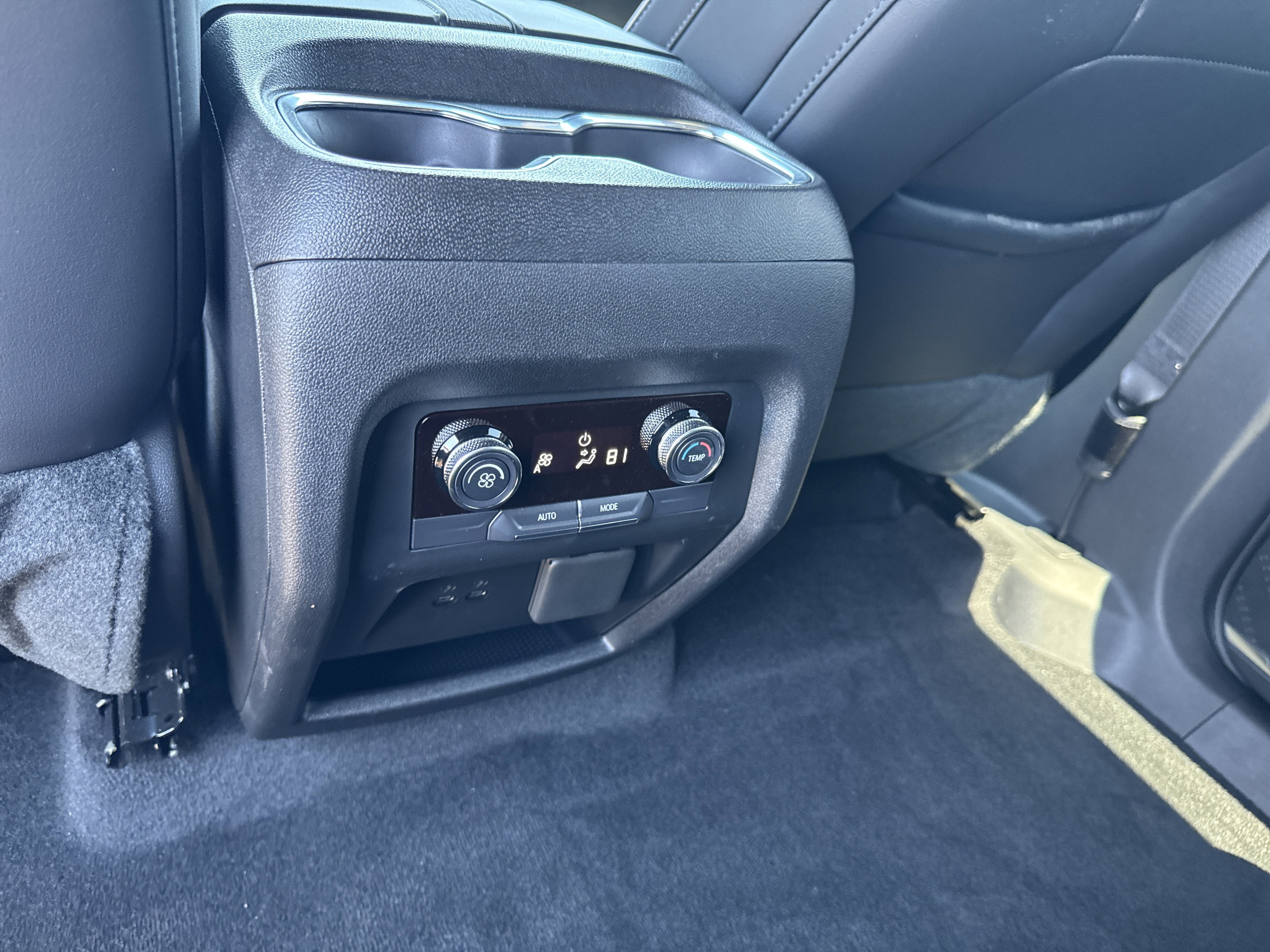 New 2026 Buick Enclave Preferred w/ Power Package AWD/4WD image 34