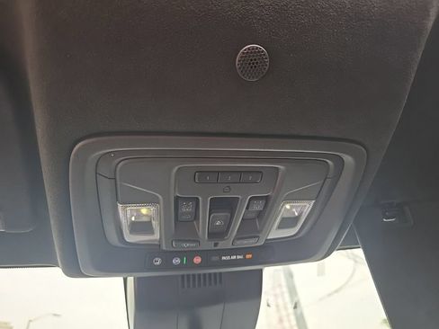 Used 2024 GMC Sierra 2500 AT4X AWD/4WD image 17
