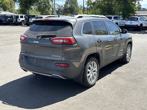 Used 2015 Jeep Cherokee Limited AWD/4WD image 5