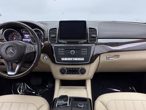 Used 2018 Mercedes-Benz GLE 350 image 29