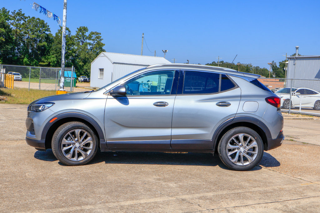 Used 2023 Buick Encore GX Essence w/ Experience Buick Package FWD image 25