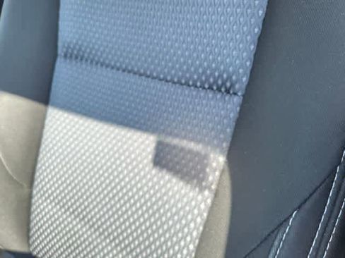 Used 2018 Mitsubishi Outlander ES image 7