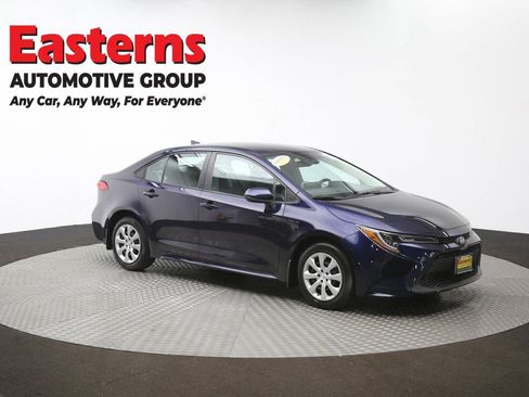 Used 2022 Toyota Corolla LE w/ Carpet Mat Package (TMS) image 47