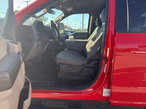 Used 2022 Ford F250 XLT AWD/4WD image 1