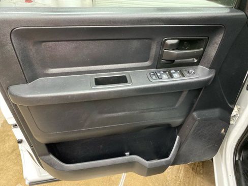 Used 2021 RAM 5500 Tradesman w/ Chrome Appearance Group image 20