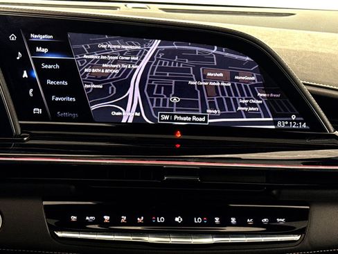 Used 2023 Cadillac Escalade ESV Sport w/ LPO, ONYX Package AWD/4WD image 20