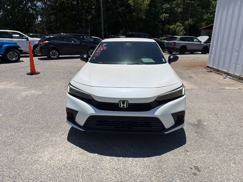 Used 2023 Honda Civic Sport image 3