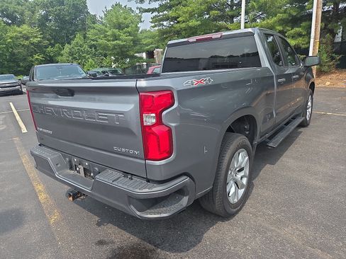 Used 2021 Chevrolet Silverado 1500 Custom AWD/4WD image 3