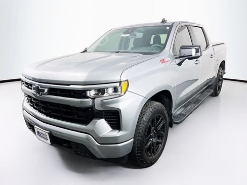Certified 2025 Chevrolet Silverado 1500 RST w/ Convenience Package II AWD/4WD image 3