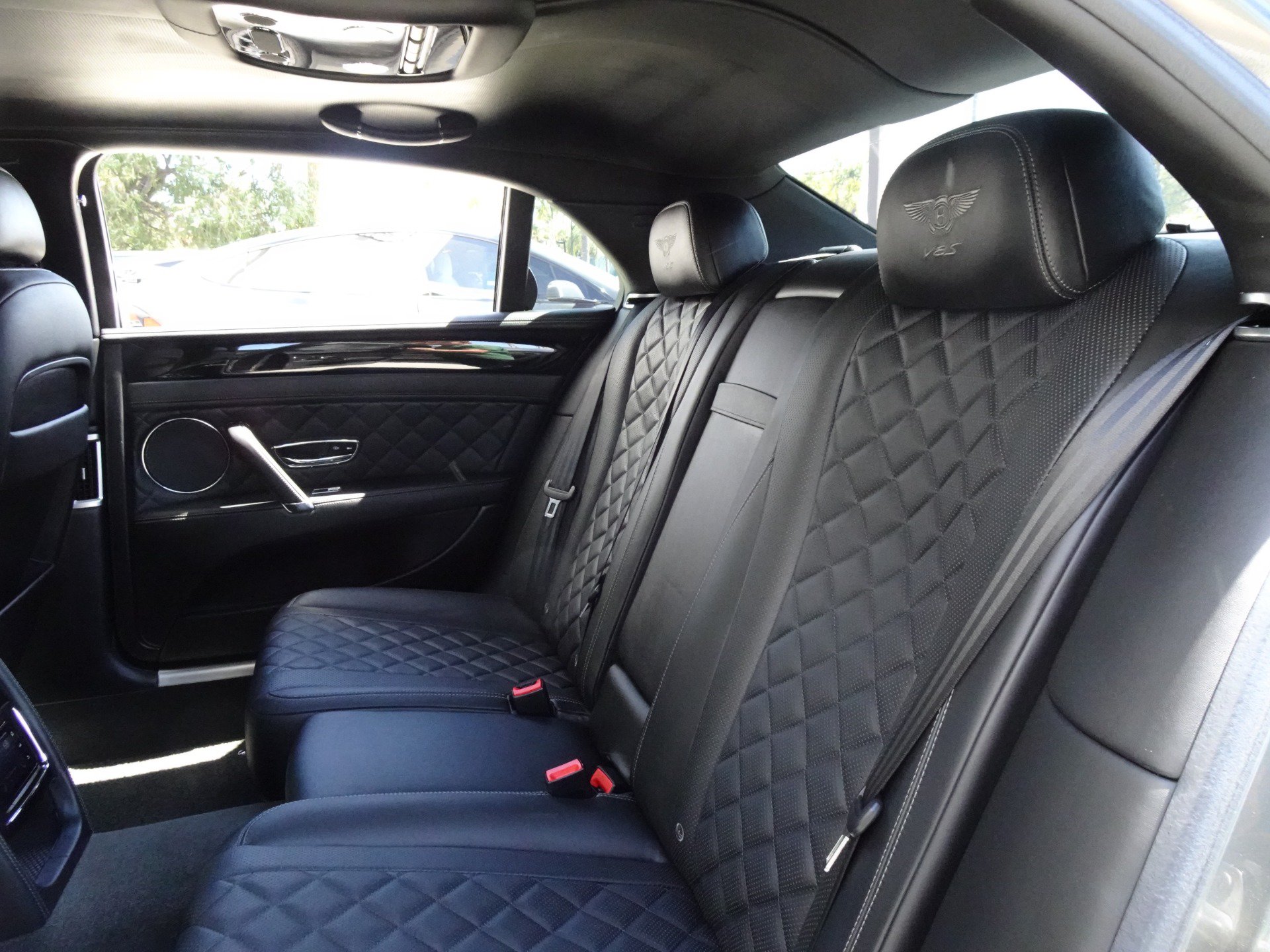 Used 2018 Bentley Flying Spur S V8 AWD/4WD image 15