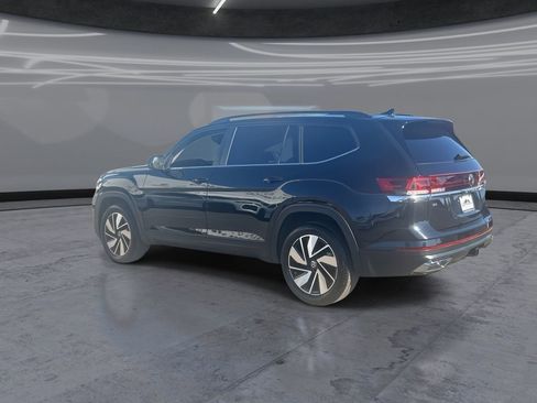 Certified 2024 Volkswagen Atlas SE AWD/4WD image 4
