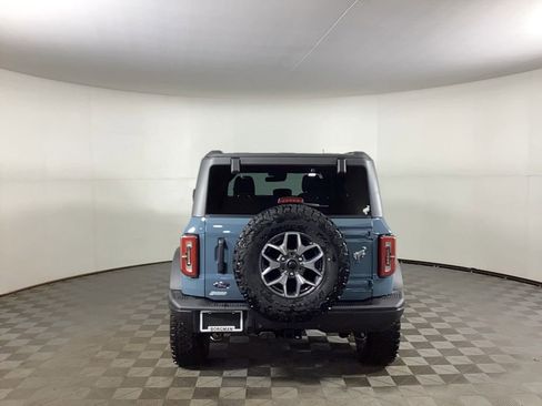 Used 2022 Ford Bronco Badlands image 3