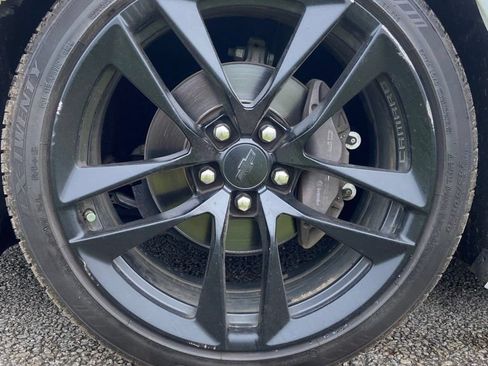 Used 2018 Chevrolet Camaro LS RWD image 9