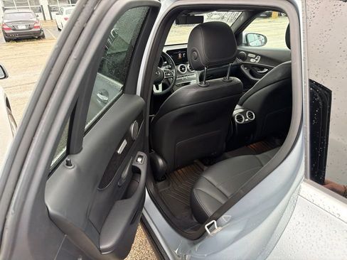 Used 2022 Mercedes-Benz GLC 300 4MATIC image 12