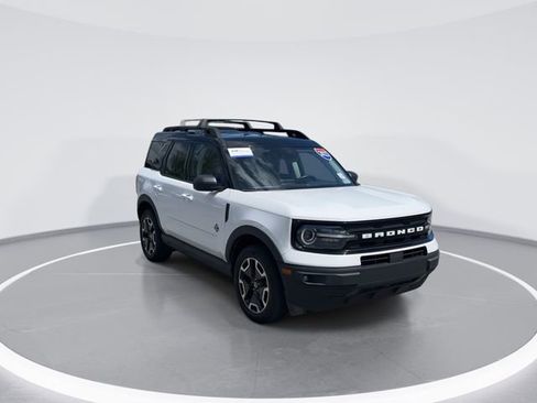Used 2023 Ford Bronco Sport Outer Banks w/ Tech Package AWD/4WD image 1