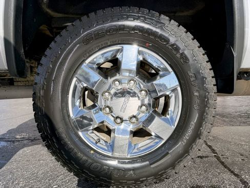 Used 2019 GMC Sierra 2500 SLT image 21