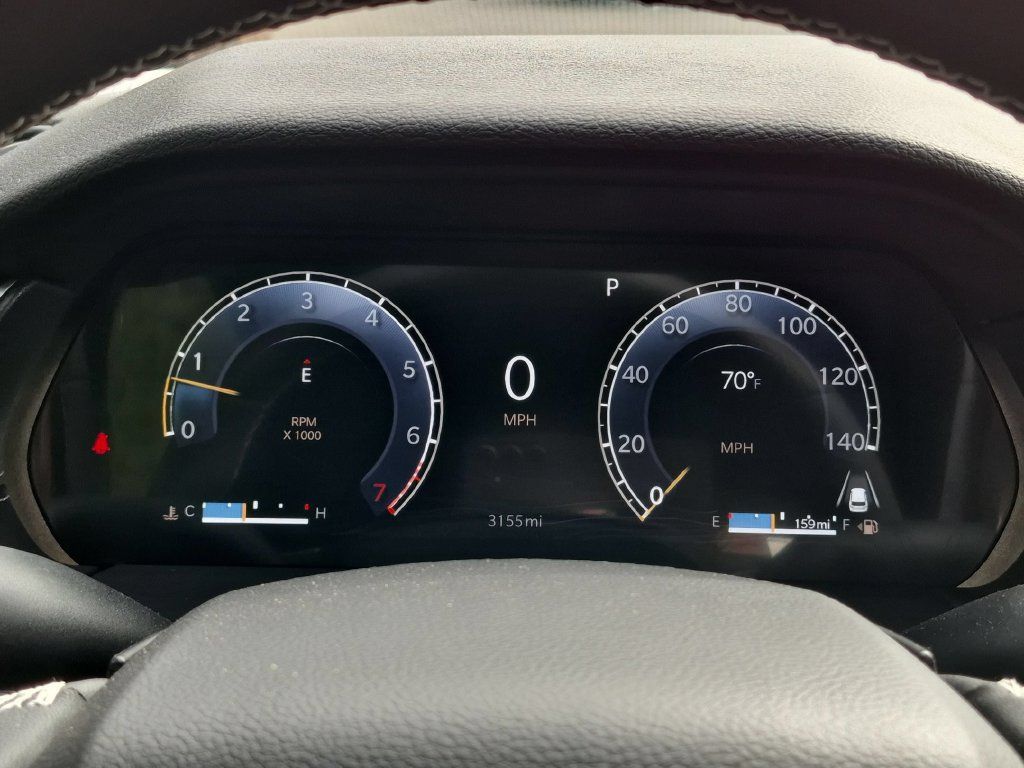 Certified 2025 Jeep Grand Cherokee L Laredo w/ Luxury Tech Group I AWD/4WD image 21