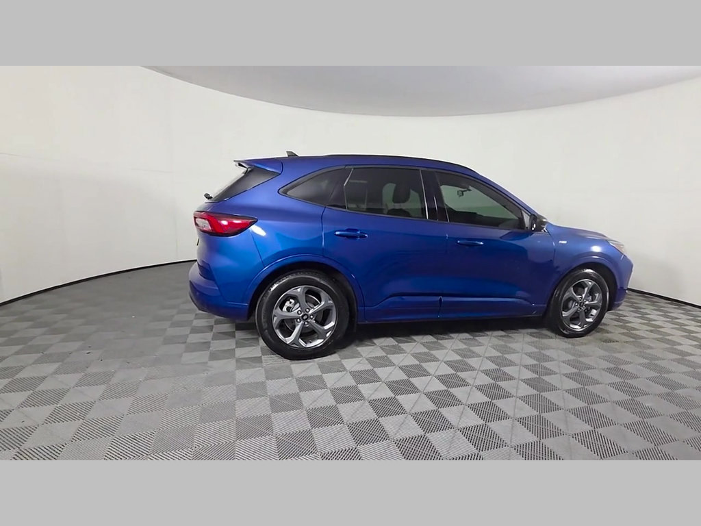 Used 2023 Ford Escape ST-Line w/ Tech Pack #1 FWD image 37