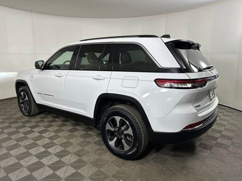 Used 2022 Jeep Grand Cherokee Limited 4xe w/ Luxury Tech Group II image 5