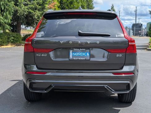 Used 2025 Volvo XC60 B5 Plus w/ Climate Package AWD/4WD image 6