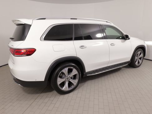 Used 2022 Mercedes-Benz GLS 450 4MATIC image 12