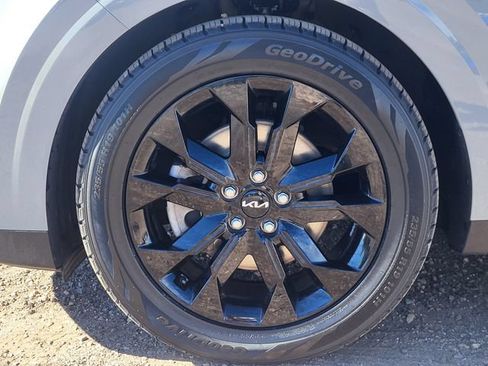 Used 2022 Kia Carnival SX Prestige FWD image 10