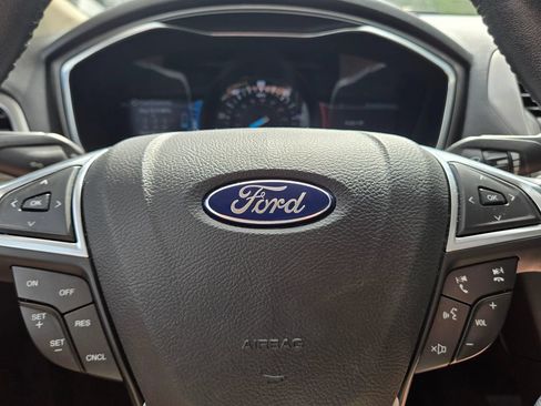 Used 2017 Ford Fusion Energi SE FWD image 24