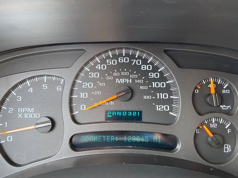 Used 2004 GMC Yukon XL SLT w/ Preferred Equipment Group RWD image 36