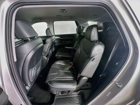 Used 2025 Hyundai Palisade SEL FWD image 27