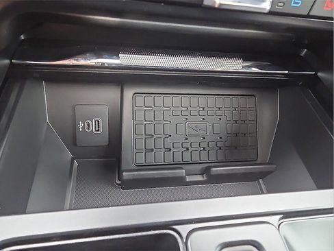 New 2025 Ford F150 Lariat w/ Equipment Group 501A Mid image 16