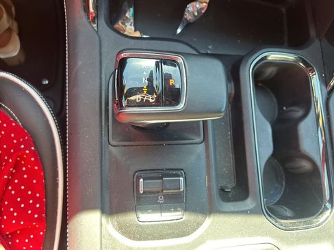 Used 2024 GMC Sierra 1500 AT4X AWD/4WD image 28