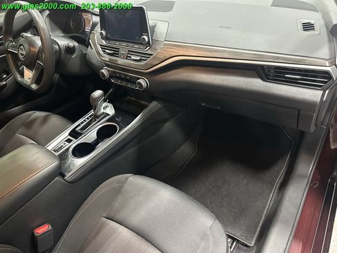 Used 2023 Nissan Altima 2.5 SV AWD/4WD image 5