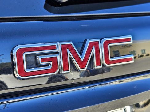 Used 2020 GMC Terrain SLT w/ Preferred Package image 14